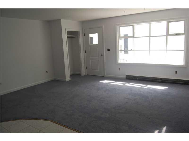 23 Locke Street Saco, ME 04072 - Photo 6 of 15 Living Room.