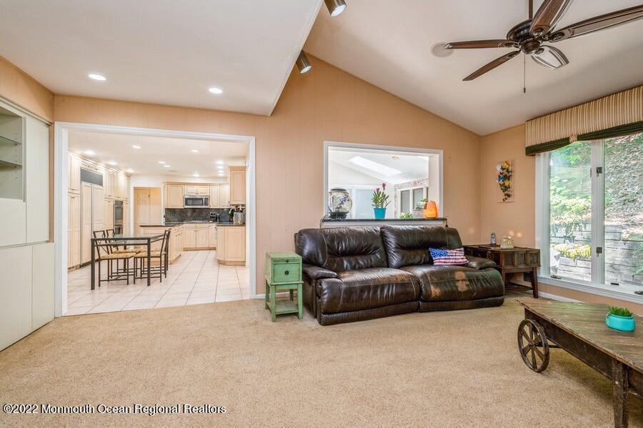 3 Canyon Run Road Holmdel, NJ 07733 - Photo 12 of 36 14_3CanyonRun_3001_FamilyRoom_LowRes
