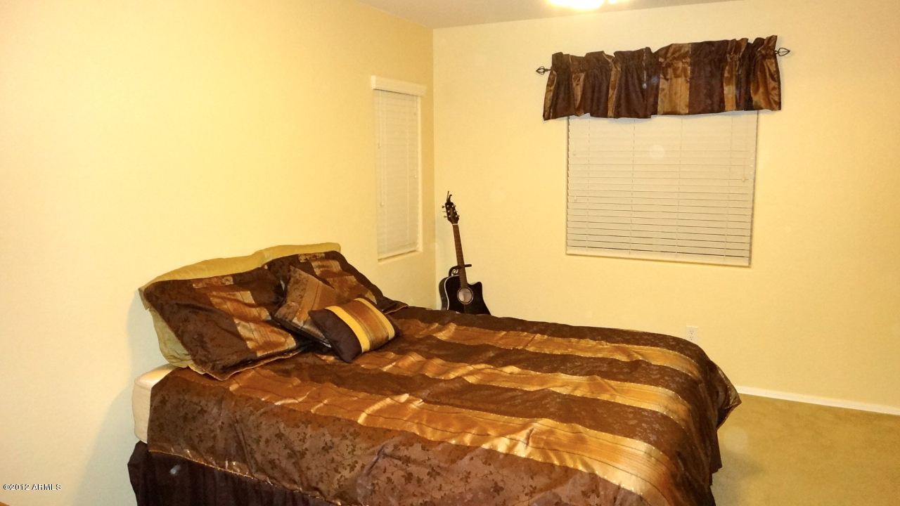 565 North Ranger Trail Gilbert, AZ 85234 - Photo 16 of 17 Master Bedroom
