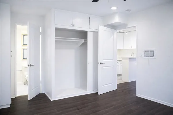 $2,850 | 733 Manhattan Beach Boulevard, Unit B, Manhattan Beach, CA 90266