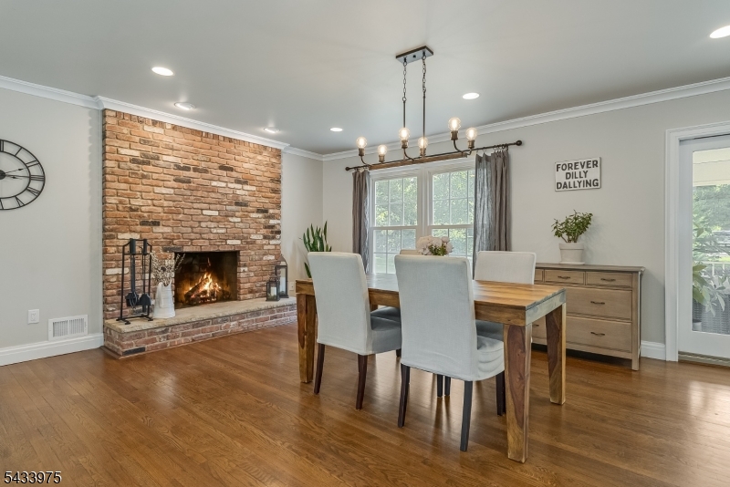 54 Dean Road Mendham, NJ 07945 - Photo 10 of 31