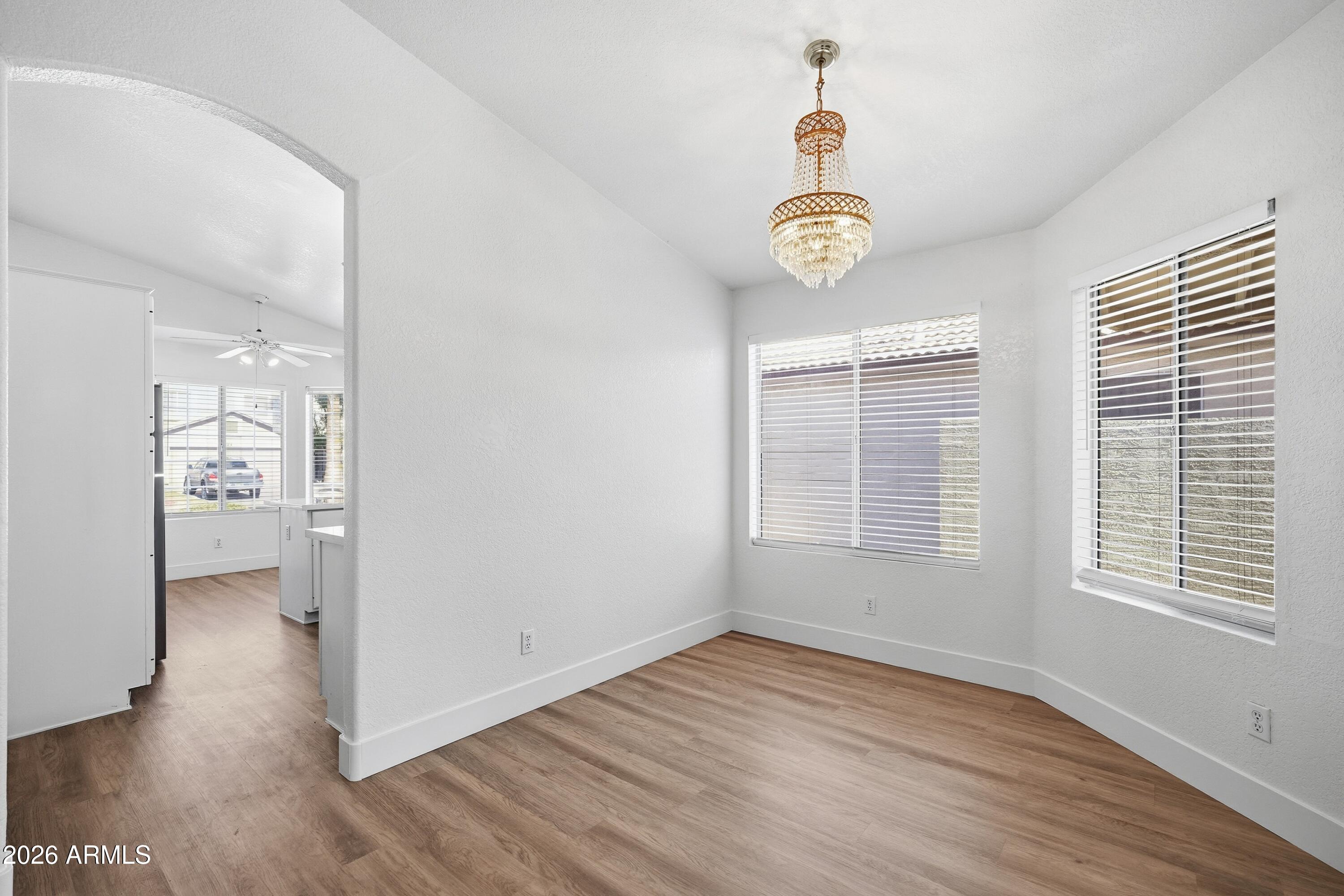 125 West Smoke Tree Road Gilbert, AZ 85233 - Photo 13 of 33 013_ListerPros
