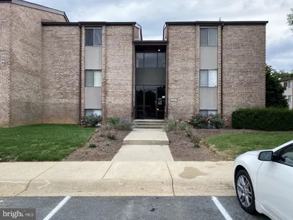 $130,000 | 18906 Mills Choice Road, Unit 18906, Montgomery Village, MD 20886