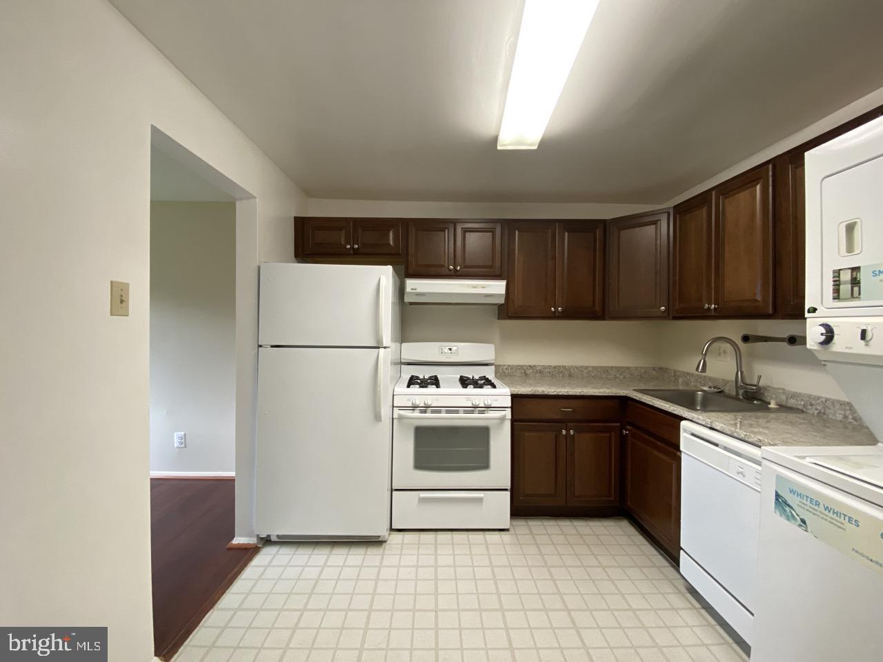 18906 Mills Choice Road, Unit 18906 Montgomery Village, MD 20886 - Photo 6 of 16