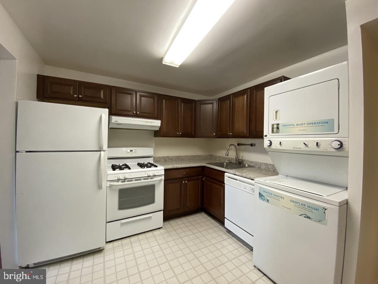 18906 Mills Choice Road, Unit 18906 Montgomery Village, MD 20886 - Photo 7 of 16