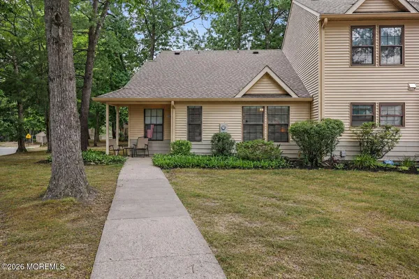 $300,000 | 1900 Lilly Lane, Jackson, NJ 08527