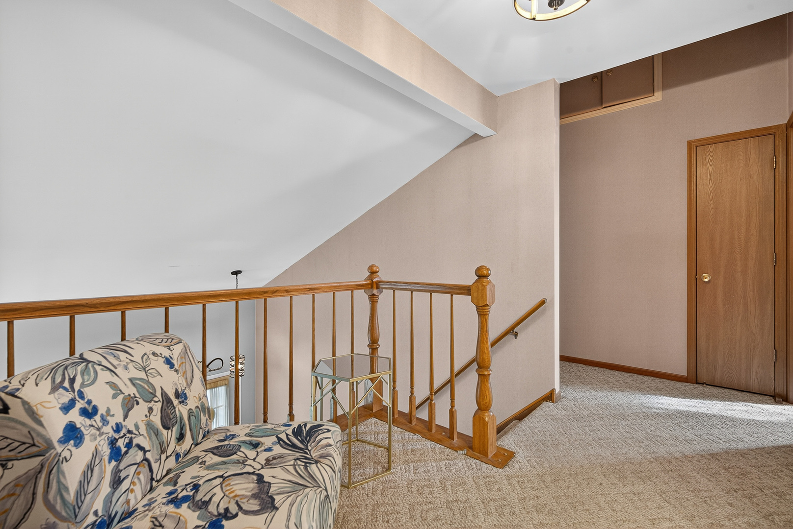 208 Bingham Circle Mundelein, IL 60060 - Photo 19 of 23 a view of a hallway with white walls