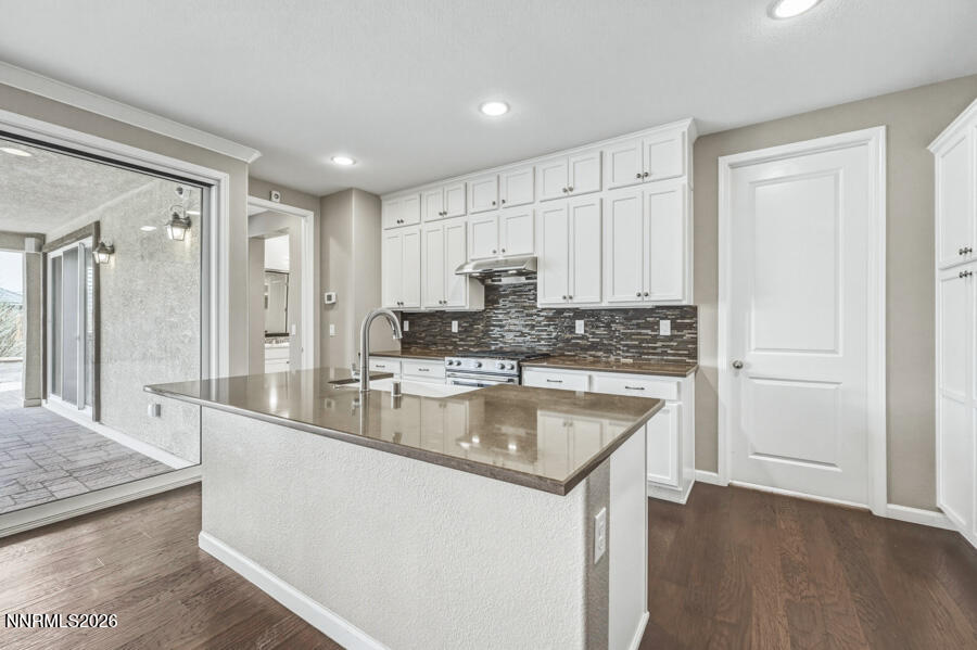 2275 Arpagos Lane Reno, NV 89521 - Photo 19 of 76 AP-1029