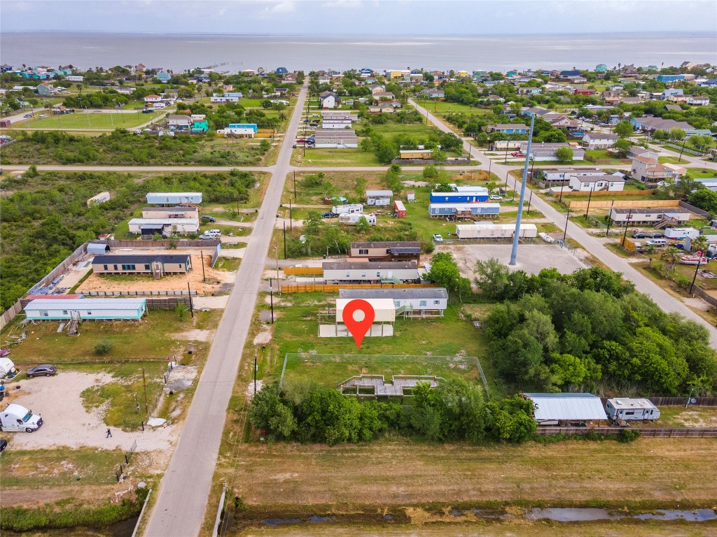439 16th Street San Leon, TX 77539 - Photo 9 of 11 a view of a city