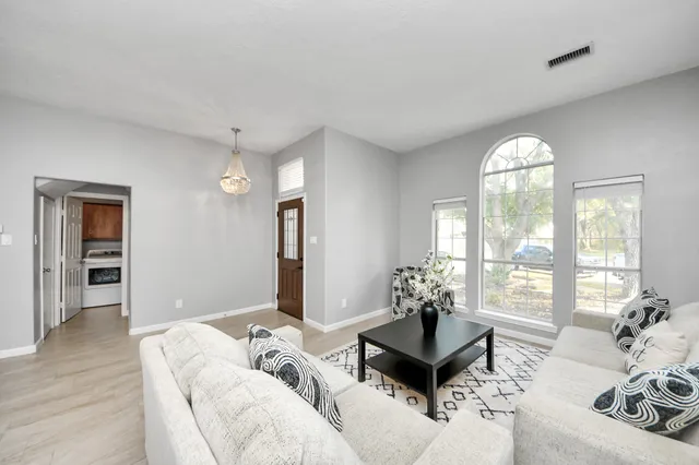 $2,590 | 20922 Whitevine Way, Katy, TX 77450