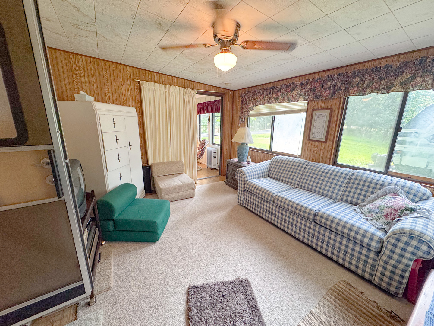 21-102 Woodhaven Sublette, IL 61367 - Photo 16 of 19