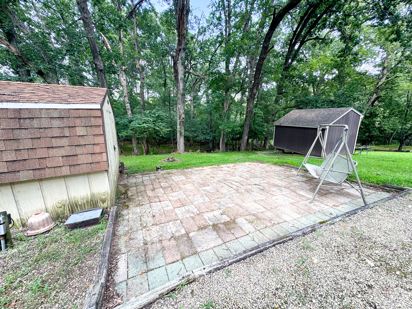 21-102 Woodhaven Sublette, IL 61367 - Photo 5 of 19