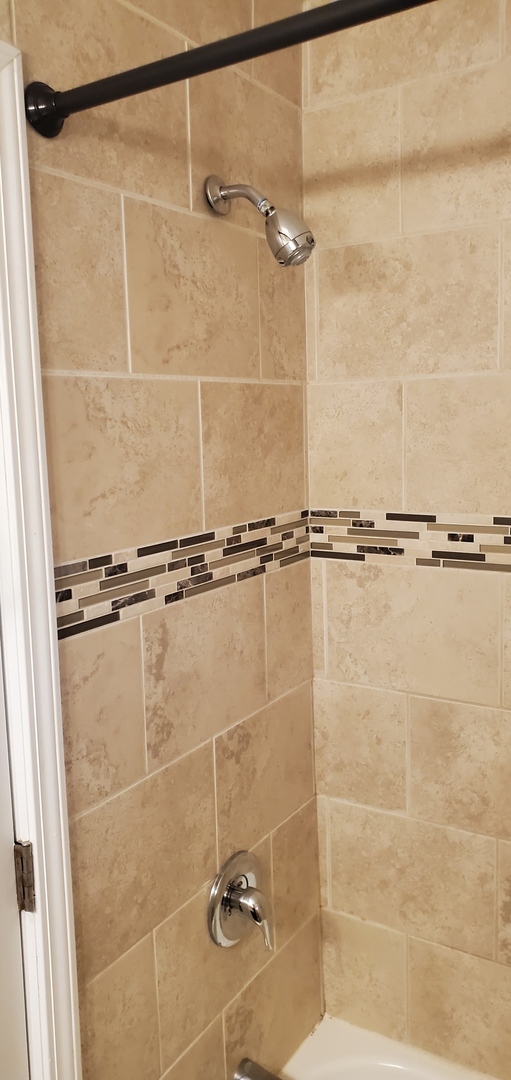 2212 Downey Road Homewood, IL 60430 - Photo 12 of 18 a bathroom with a shower