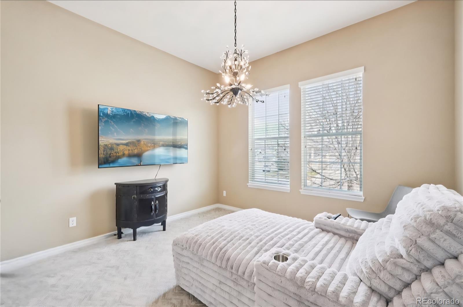 10916 Towerbridge Road Highlands Ranch, CO 80130 - Photo 13 of 46