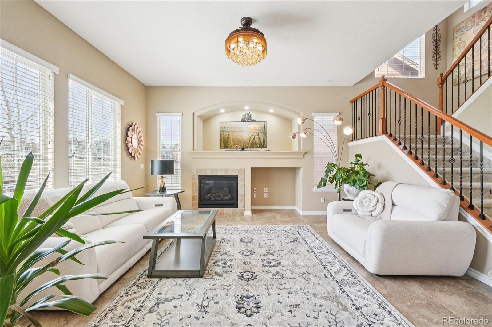 10916 Towerbridge Road Highlands Ranch, CO 80130 - Photo 6 of 46