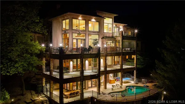 $4,500,000 | 236 Woodhaven Lane, Sunrise Beach, MO 65079