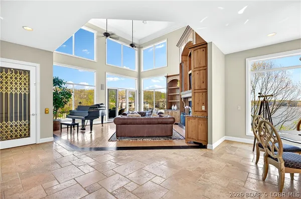 $4,500,000 | 236 Woodhaven Lane, Sunrise Beach, MO 65079