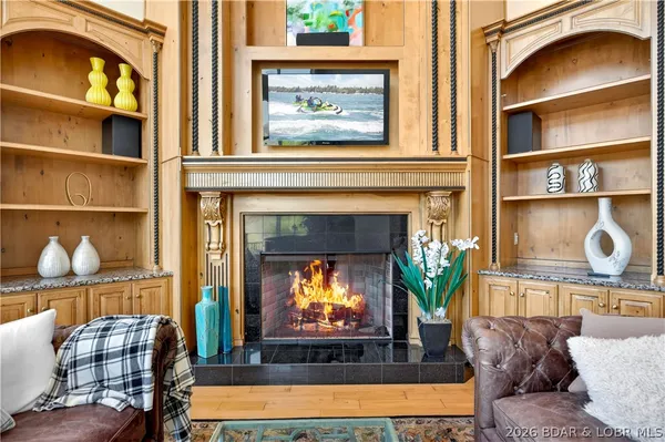 $4,500,000 | 236 Woodhaven Lane, Sunrise Beach, MO 65079