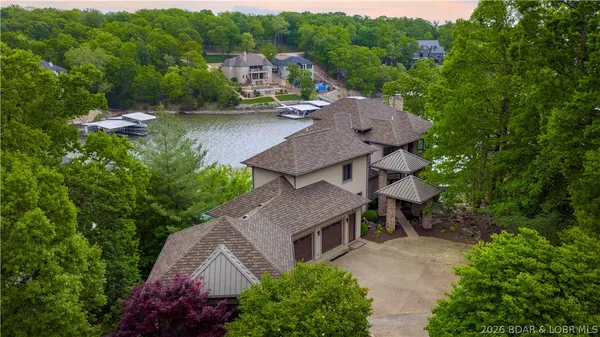 $4,500,000 | 236 Woodhaven Lane, Sunrise Beach, MO 65079