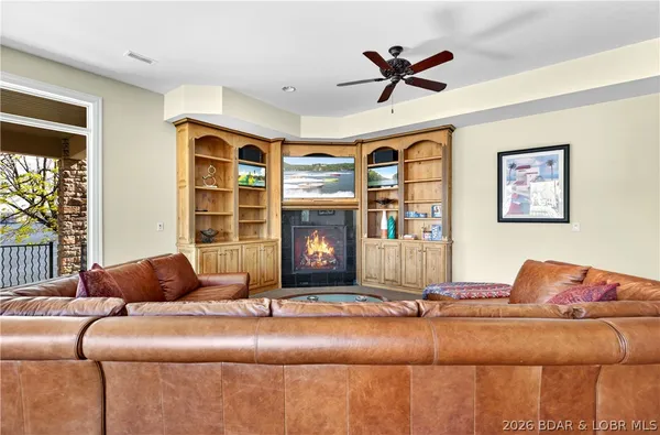 $4,500,000 | 236 Woodhaven Lane, Sunrise Beach, MO 65079