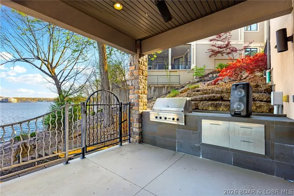 $4,500,000 | 236 Woodhaven Lane, Sunrise Beach, MO 65079
