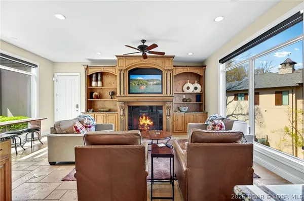 $4,500,000 | 236 Woodhaven Lane, Sunrise Beach, MO 65079