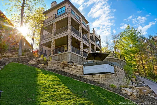 $4,500,000 | 236 Woodhaven Lane, Sunrise Beach, MO 65079