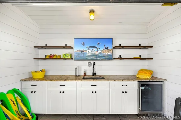 $4,500,000 | 236 Woodhaven Lane, Sunrise Beach, MO 65079