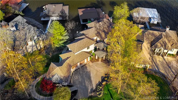 $4,500,000 | 236 Woodhaven Lane, Sunrise Beach, MO 65079