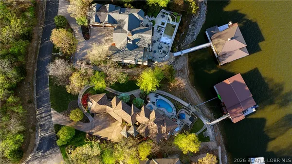 $4,500,000 | 236 Woodhaven Lane, Sunrise Beach, MO 65079