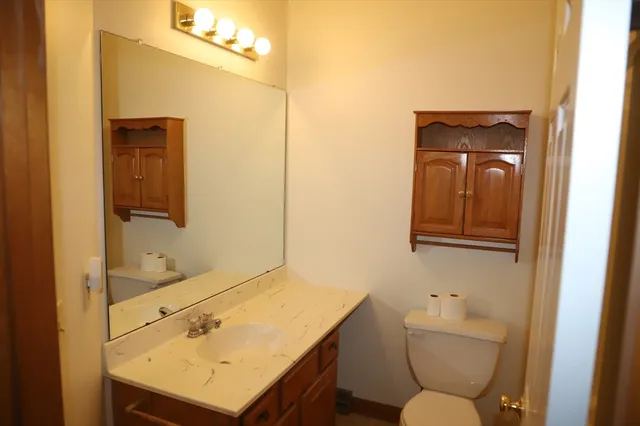 $279,000 | 198 Brookfield Lane, Unit 198, Agawam, MA 01001