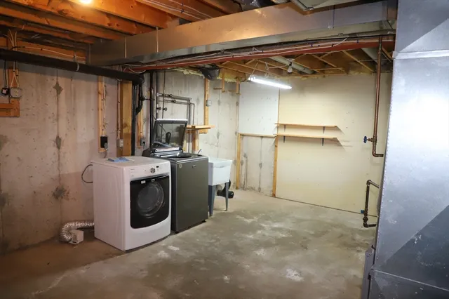 $279,000 | 198 Brookfield Lane, Unit 198, Agawam, MA 01001