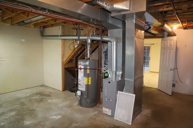 $279,000 | 198 Brookfield Lane, Unit 198, Agawam, MA 01001