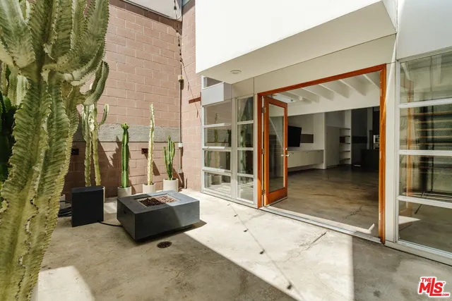 $2,600,000 | 1132 5th Avenue, Venice, CA 90291