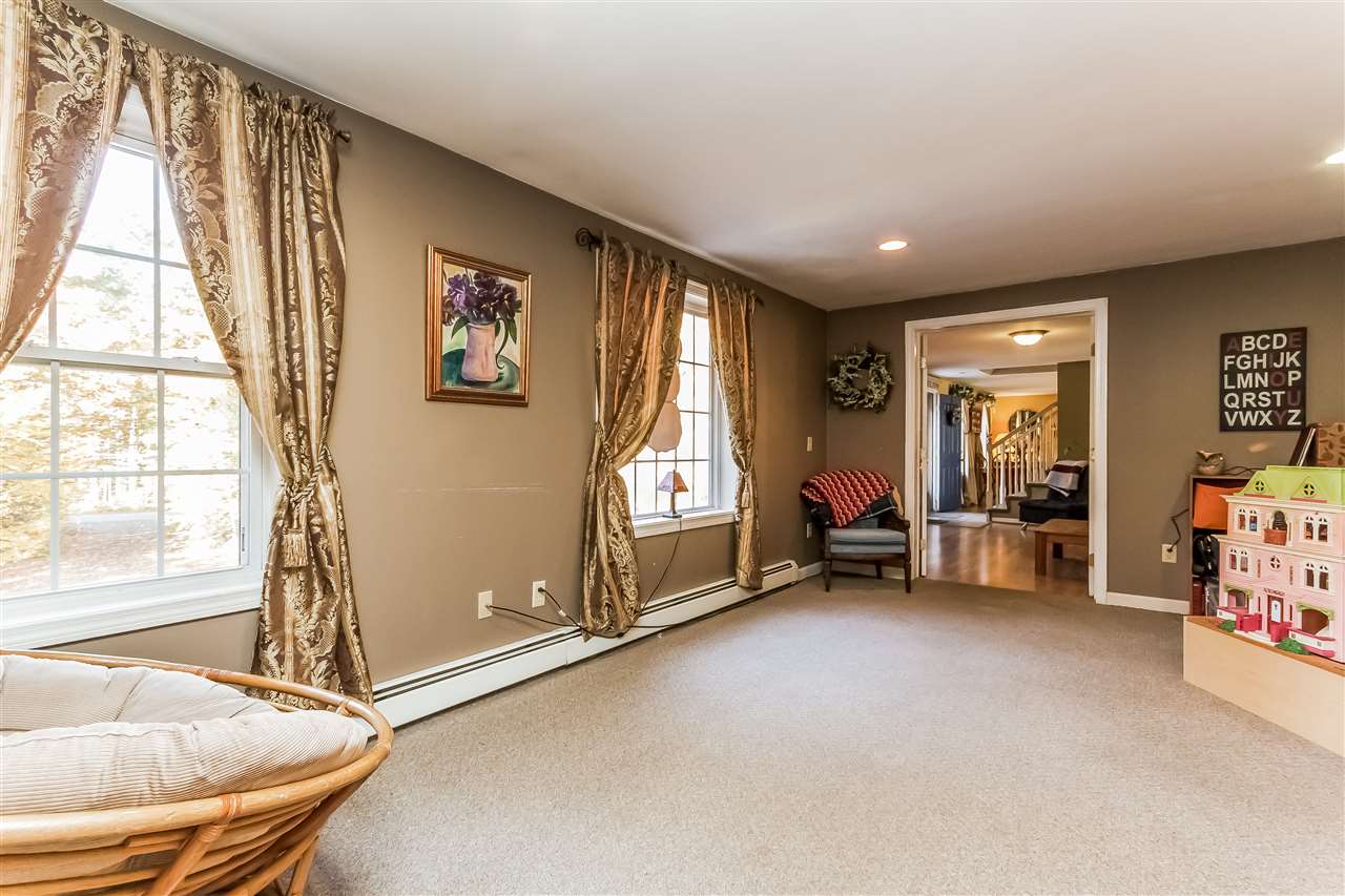 4 Blake Road Raymond, NH 03077 - Photo 21 of 40