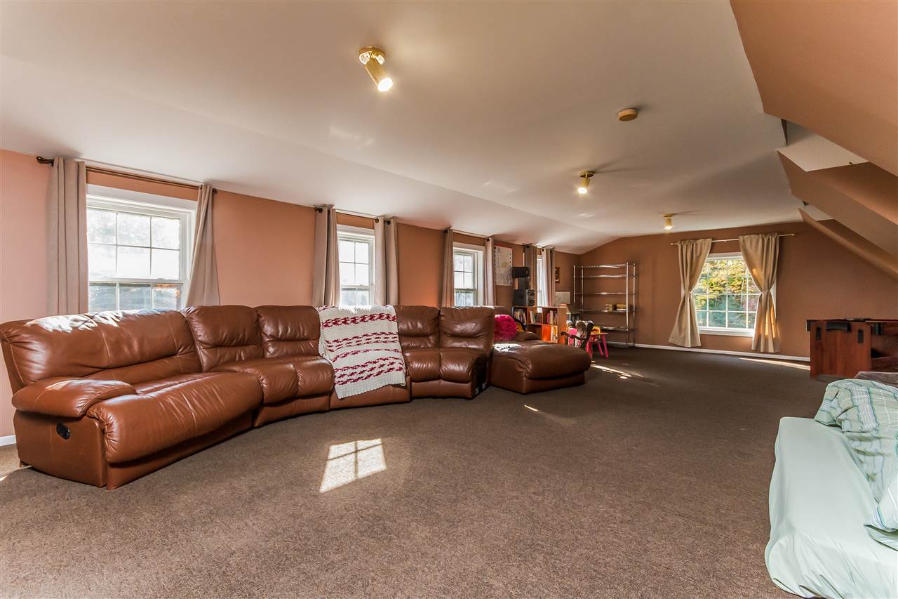 4 Blake Road Raymond, NH 03077 - Photo 36 of 40