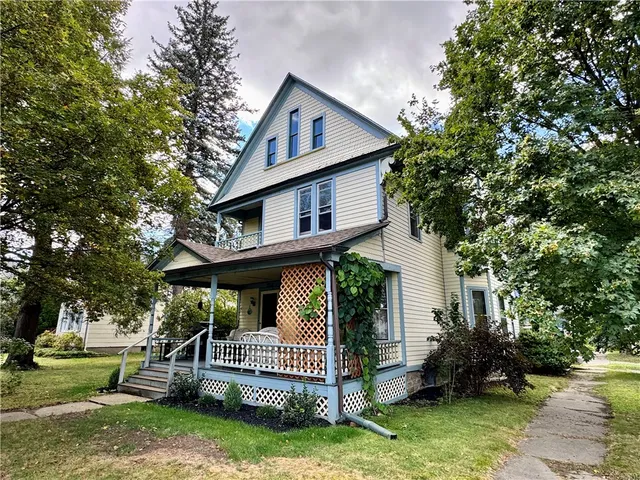 $2,000 | 352 East 2nd Street, Corning, NY 14830