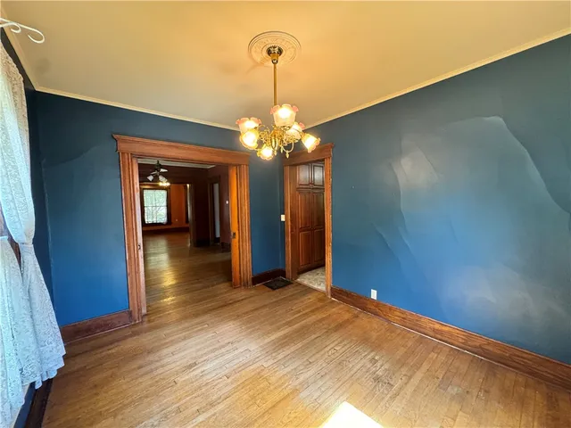 $2,000 | 352 East 2nd Street, Corning, NY 14830