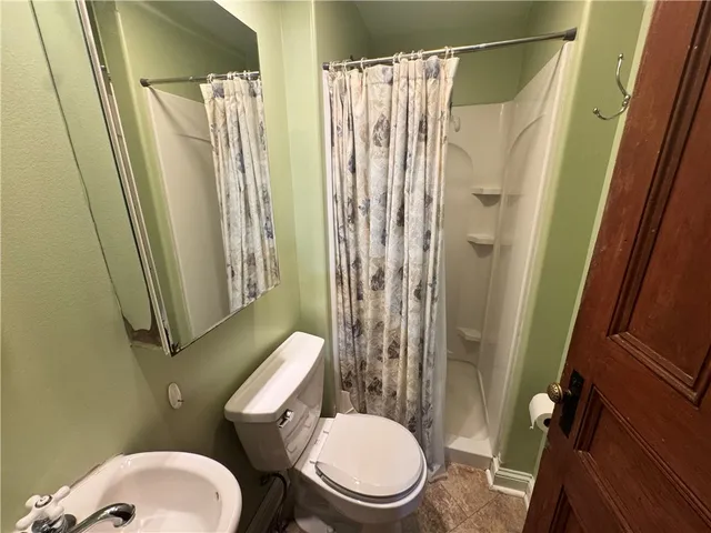 $2,000 | 352 East 2nd Street, Corning, NY 14830