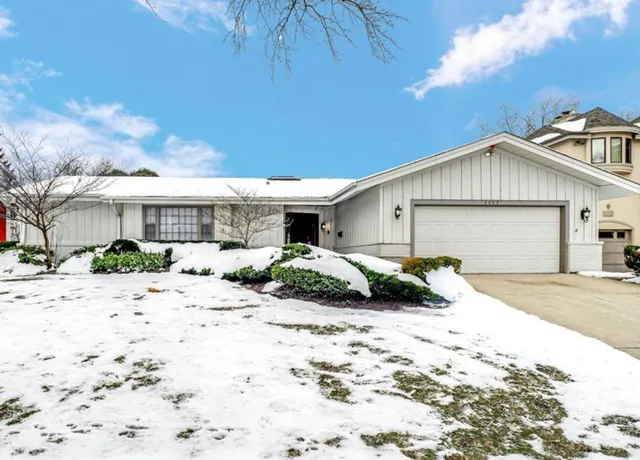 $765,000 | 1117 Summit Hills Lane, Naperville, IL 60563