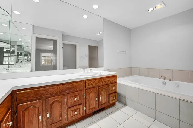 $765,000 | 1117 Summit Hills Lane, Naperville, IL 60563