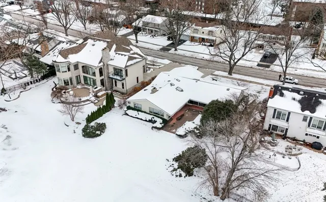 $765,000 | 1117 Summit Hills Lane, Naperville, IL 60563