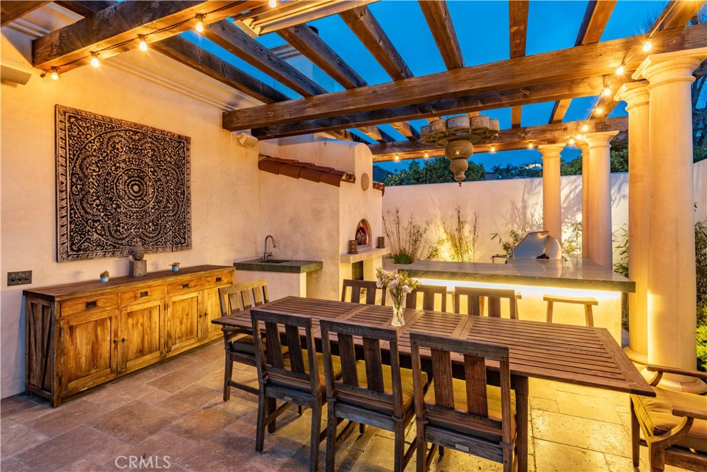 1716 Addison Road Palos Verdes Estates, CA 90274 - Photo 38 of 55 a view of a chairs and table in the patio