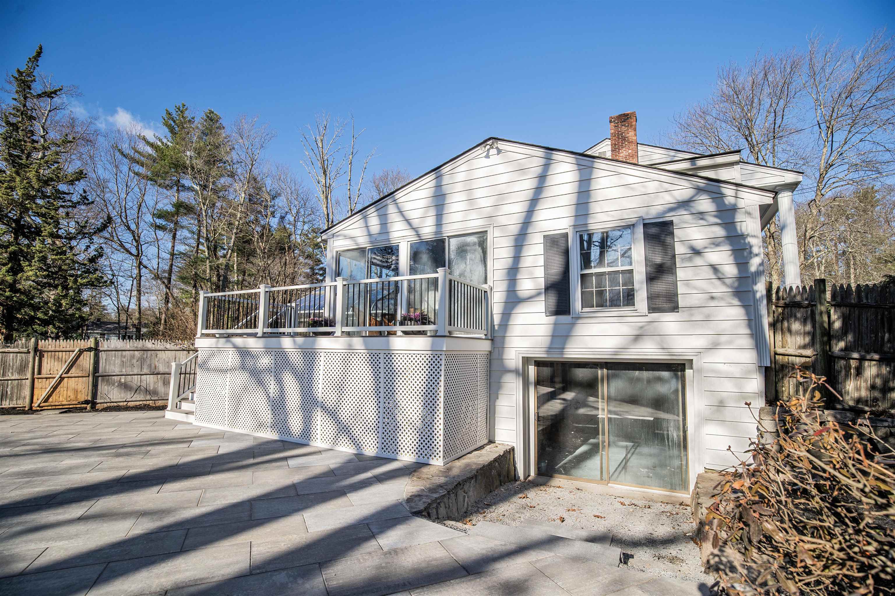 2 Driftwood Road Derry, NH 03038 - Photo 39 of 54