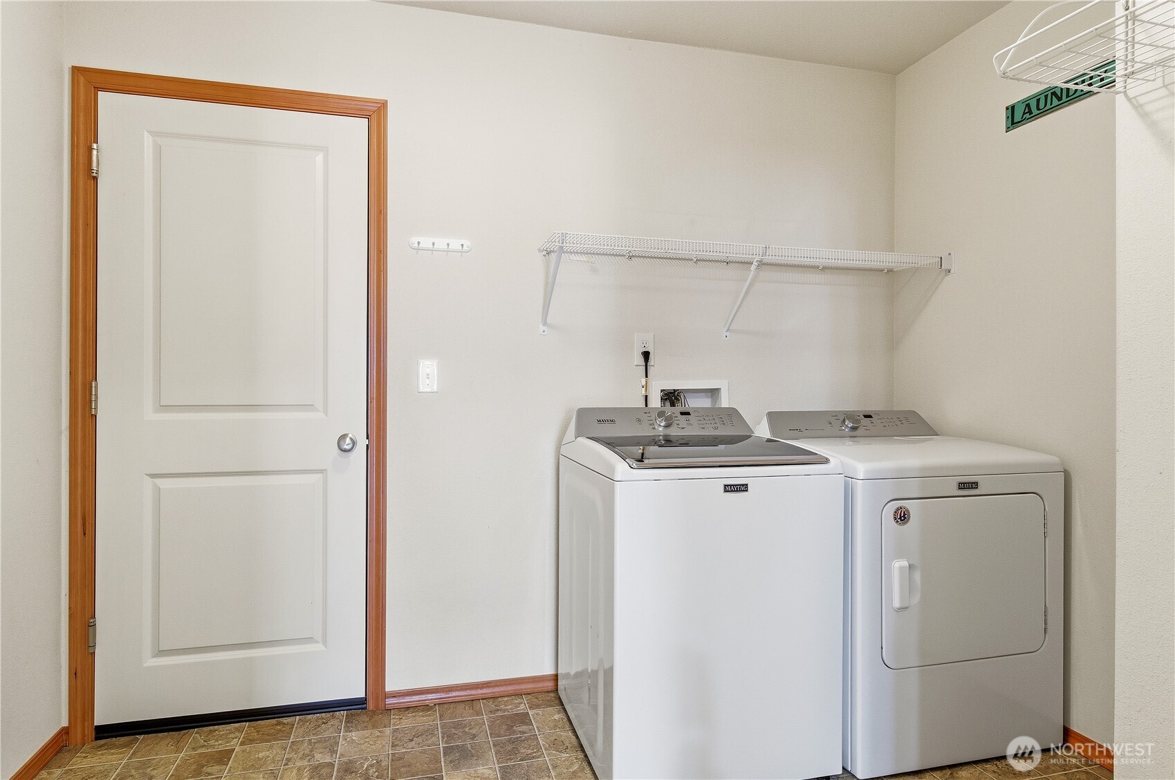 3043 Scotland Alley Mount Vernon, WA 98273 - Photo 28 of 32 a utility room with dryer and washer