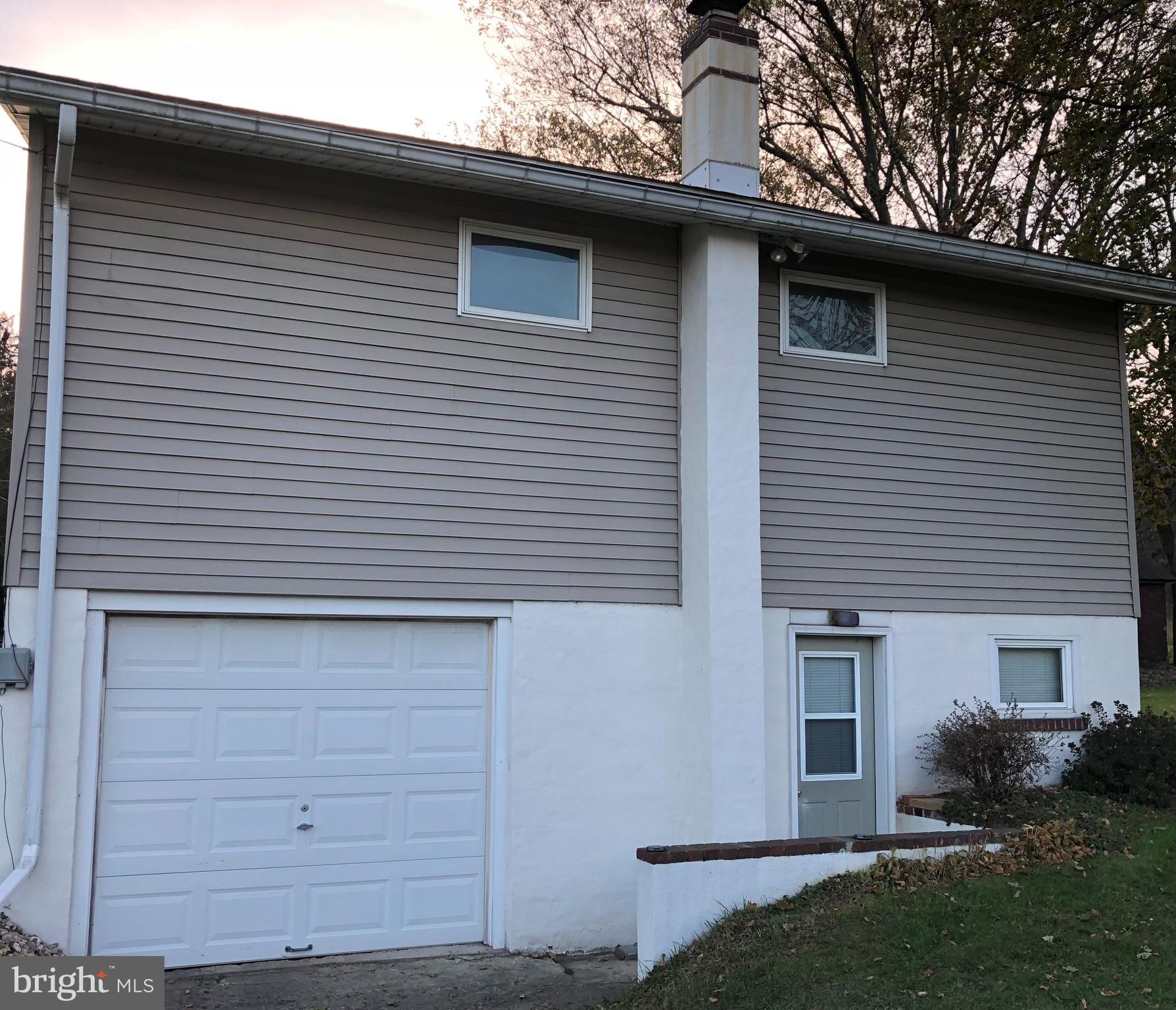409 Golf Road Tamaqua, PA 18252 - Photo 4 of 27 Basement Entrance