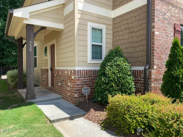 $1,995 | 738 Wickham Ridge Road, Apex, NC 27539