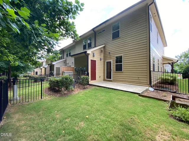 $1,995 | 738 Wickham Ridge Road, Apex, NC 27539