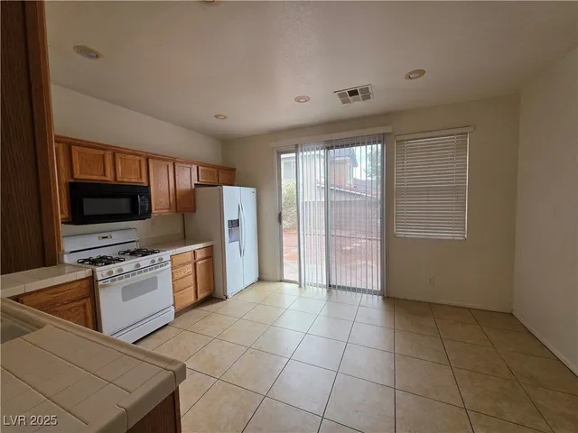 $1,800 | 4710 Arial Ridge Street, Las Vegas, NV 89147