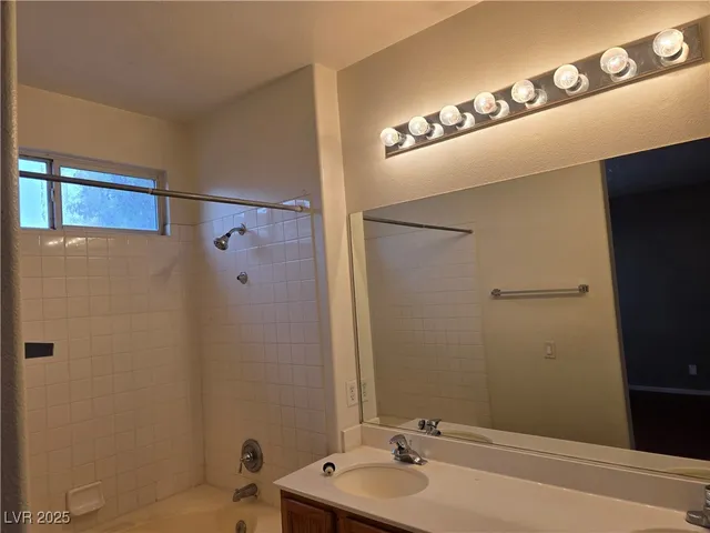 $1,800 | 4710 Arial Ridge Street, Las Vegas, NV 89147